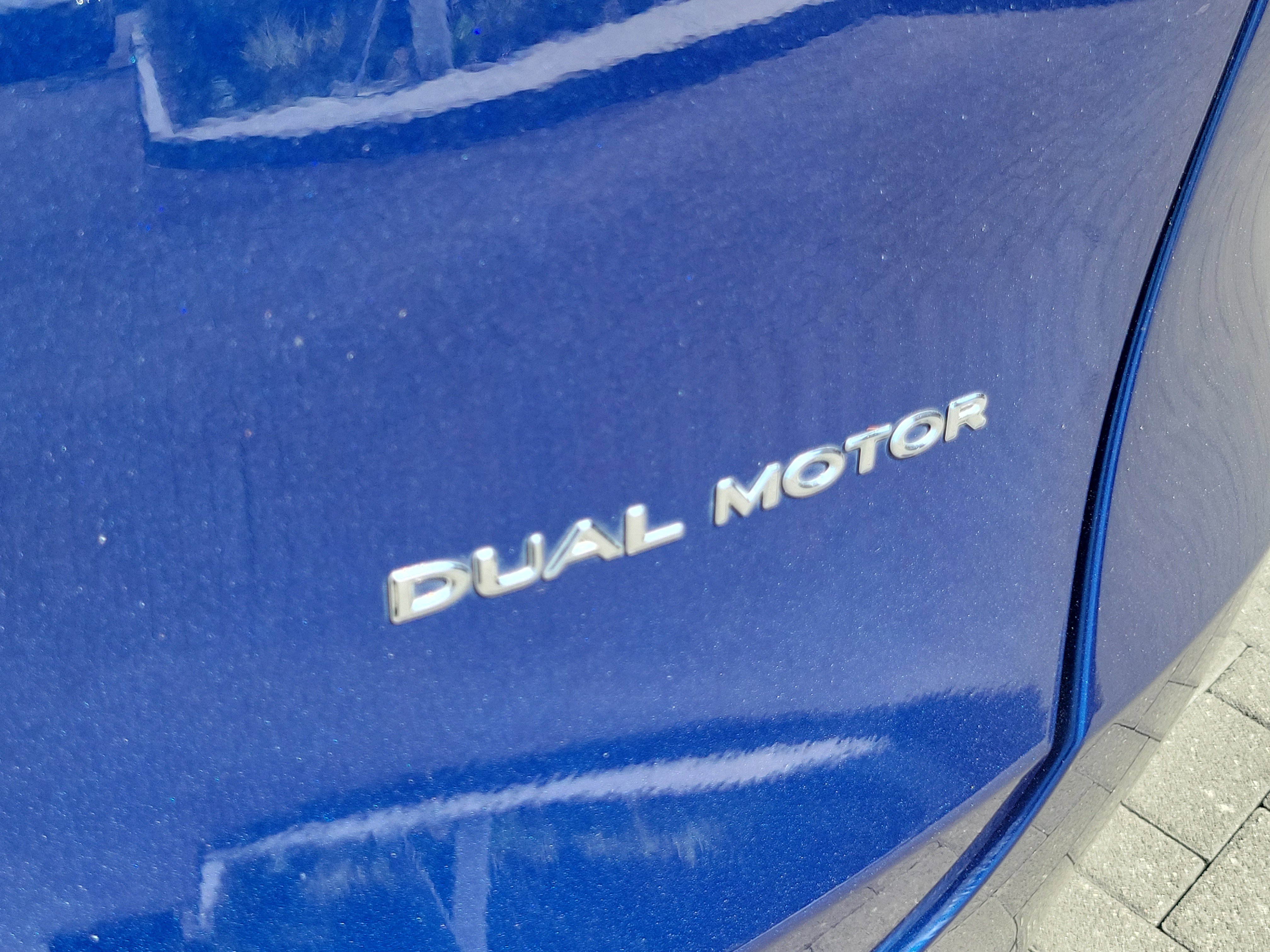 Used 2021 Tesla Model Y Long Range image 27