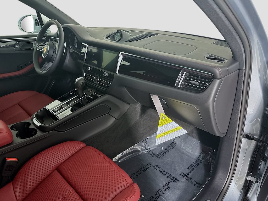 New 2026 Porsche Macan S AWD/4WD image 31