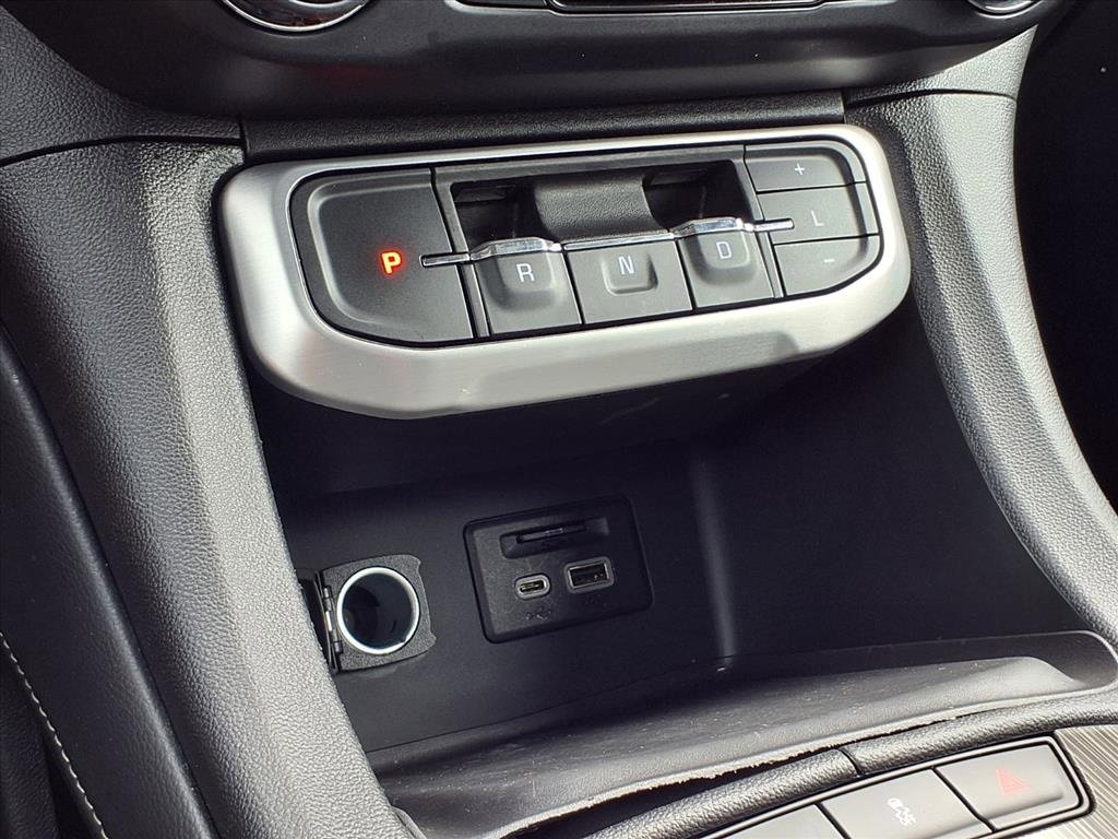 Used 2023 GMC Acadia SLT image 15