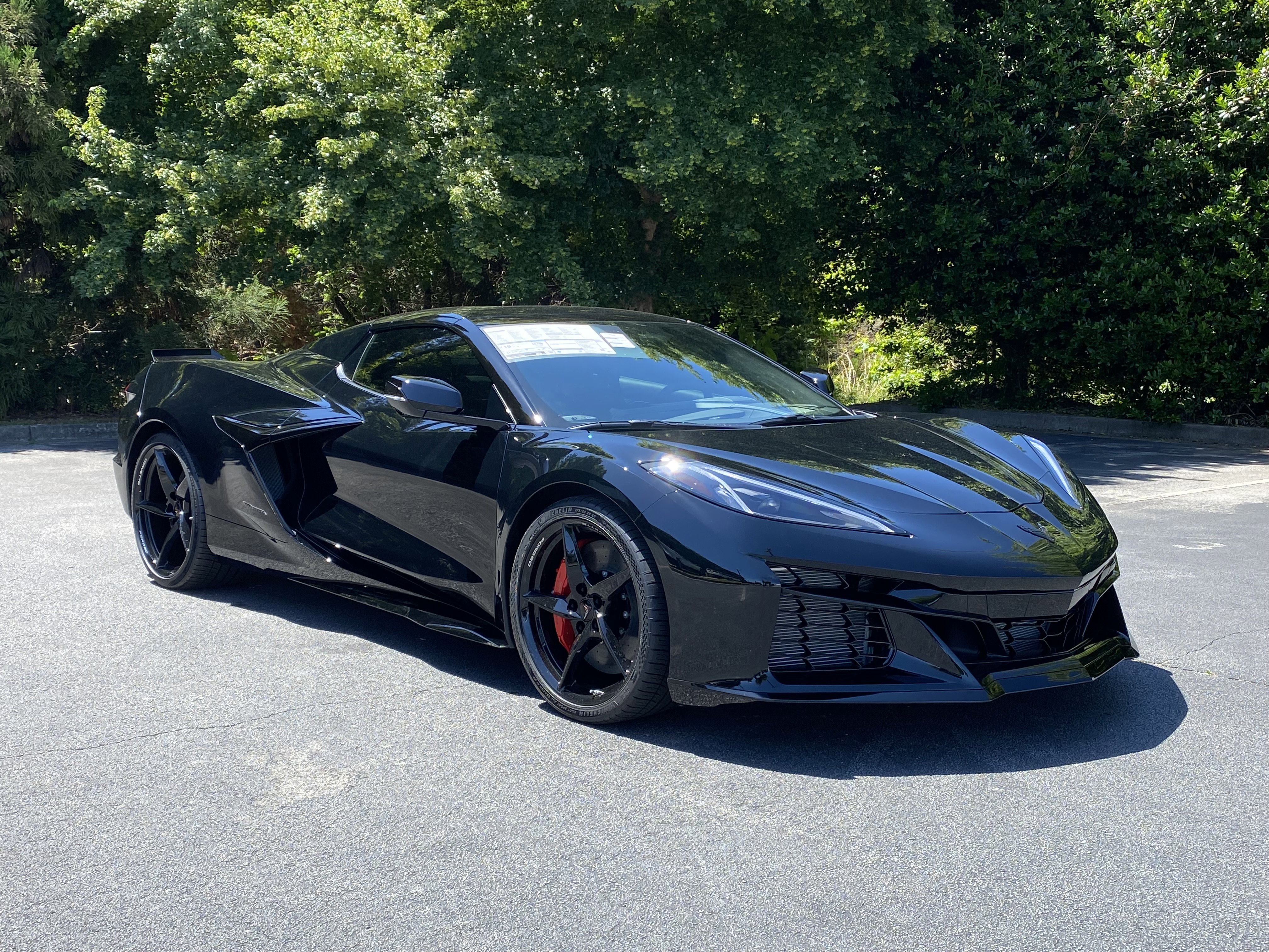 New 2026 Chevrolet Corvette E-Ray AWD/4WD video 2
