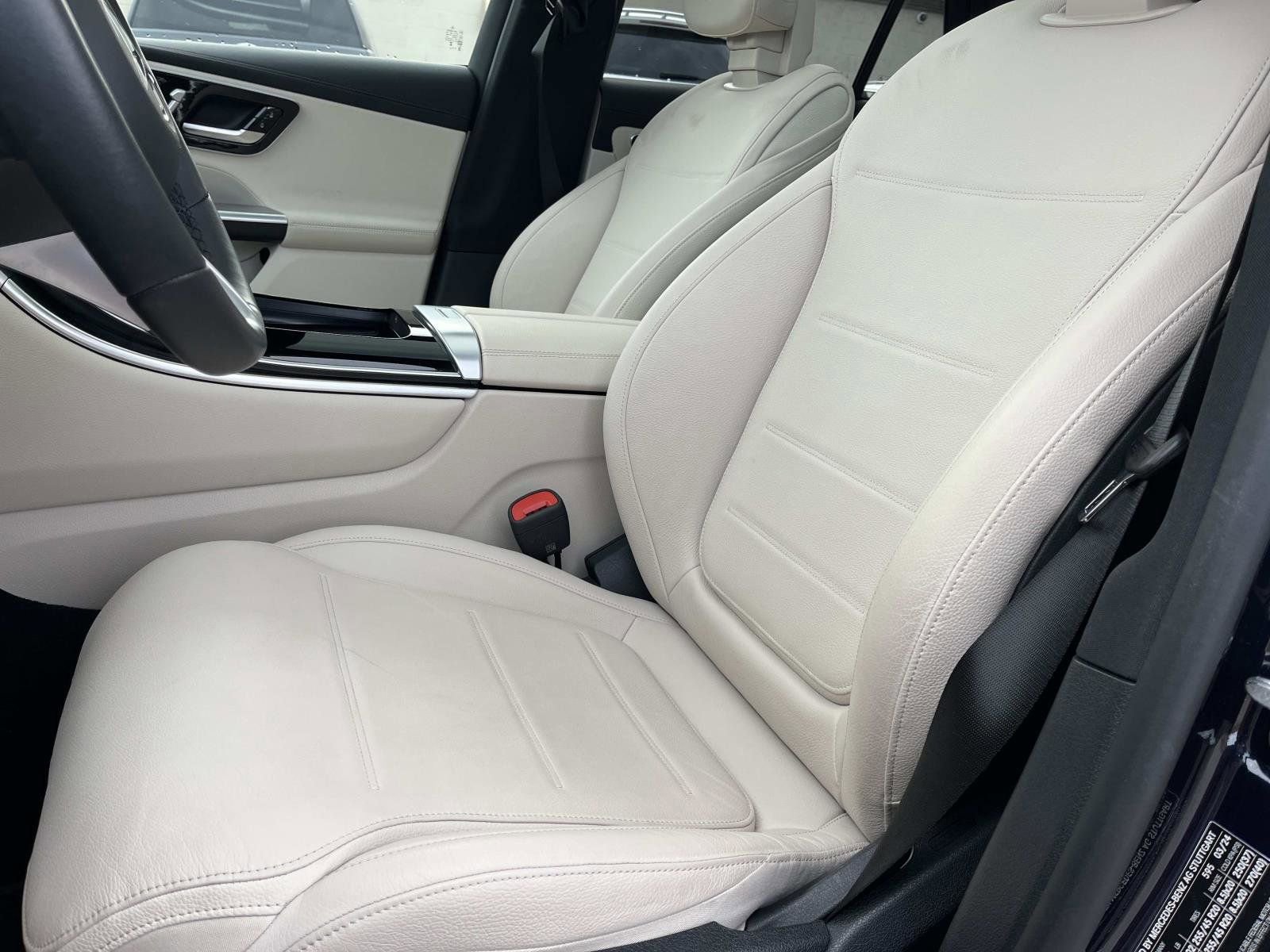 Certified 2024 Mercedes-Benz GLC 300 image 22