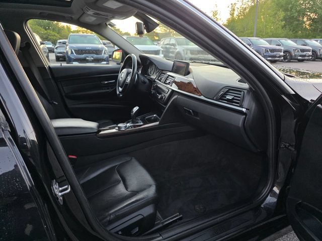 Used 2015 BMW 328i xDrive Wagon AWD/4WD image 12