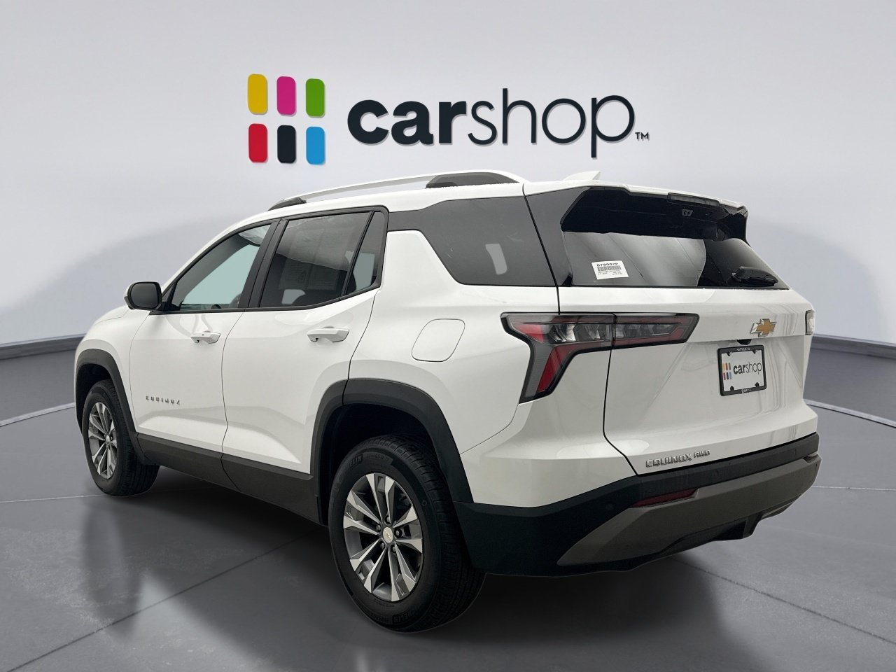 Used 2025 Chevrolet Equinox LT w/ Convenience Package II AWD/4WD image 3