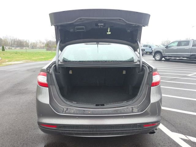 Used 2014 Ford Fusion SE w/ Equipment Group 202A image 10