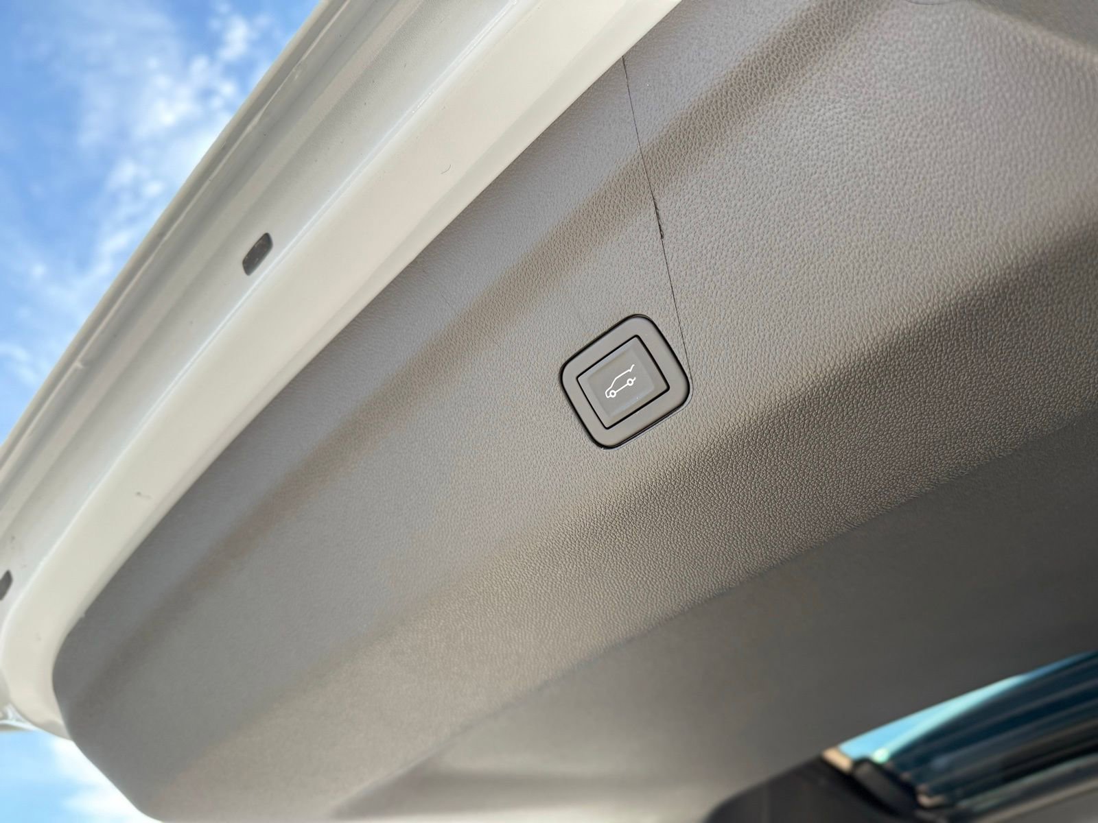 New 2026 Chevrolet Tahoe Premier w/ Sun And Tow Package image 30