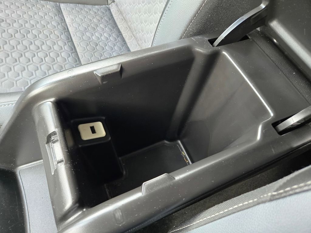 Used 2018 Chevrolet Colorado Z71 AWD/4WD image 13