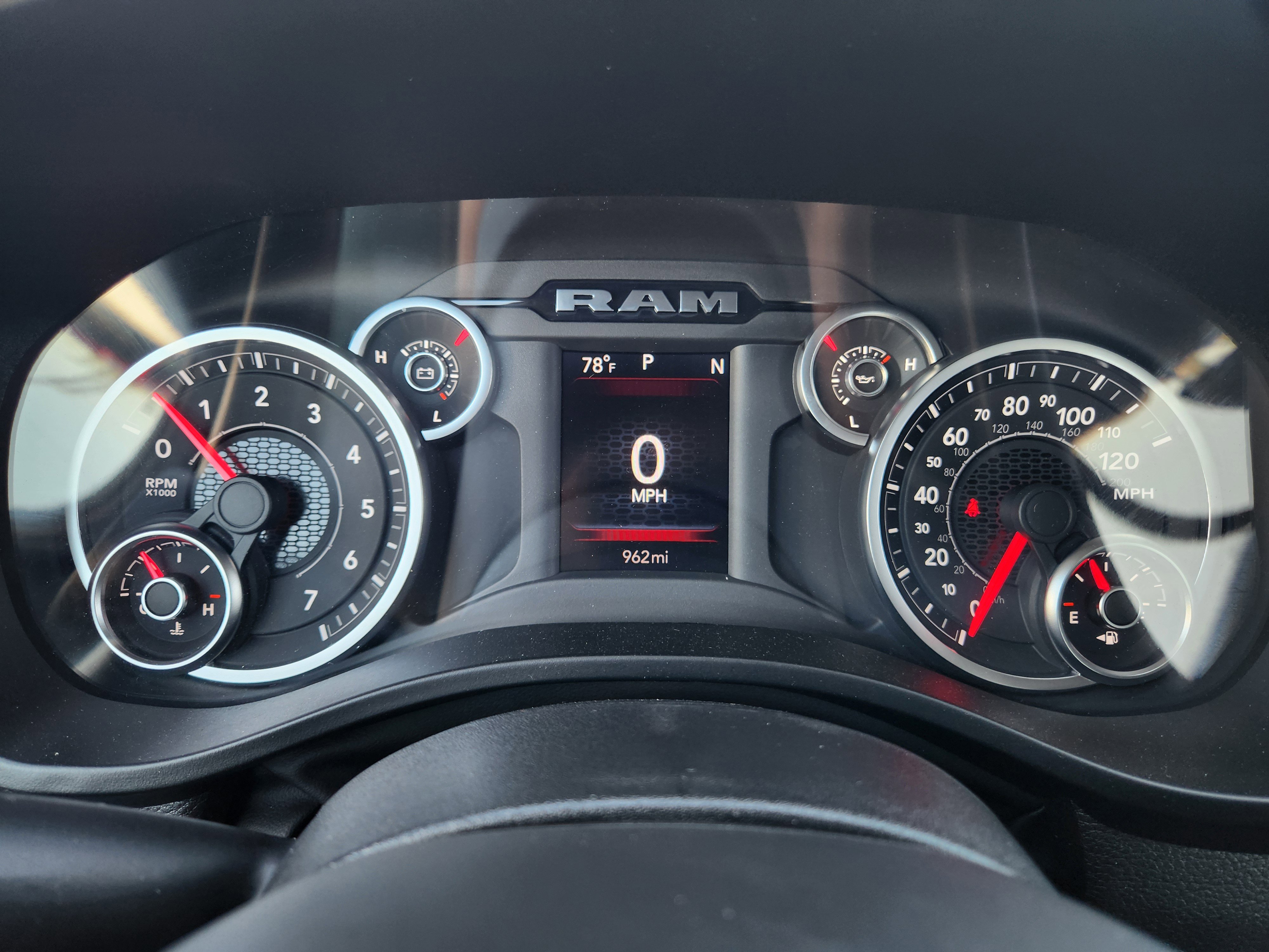 New 2025 RAM 1500 Tradesman w/ Night Edition image 16