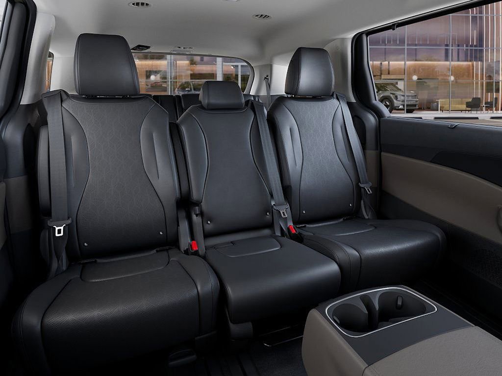 New 2026 Kia Carnival EX image 16