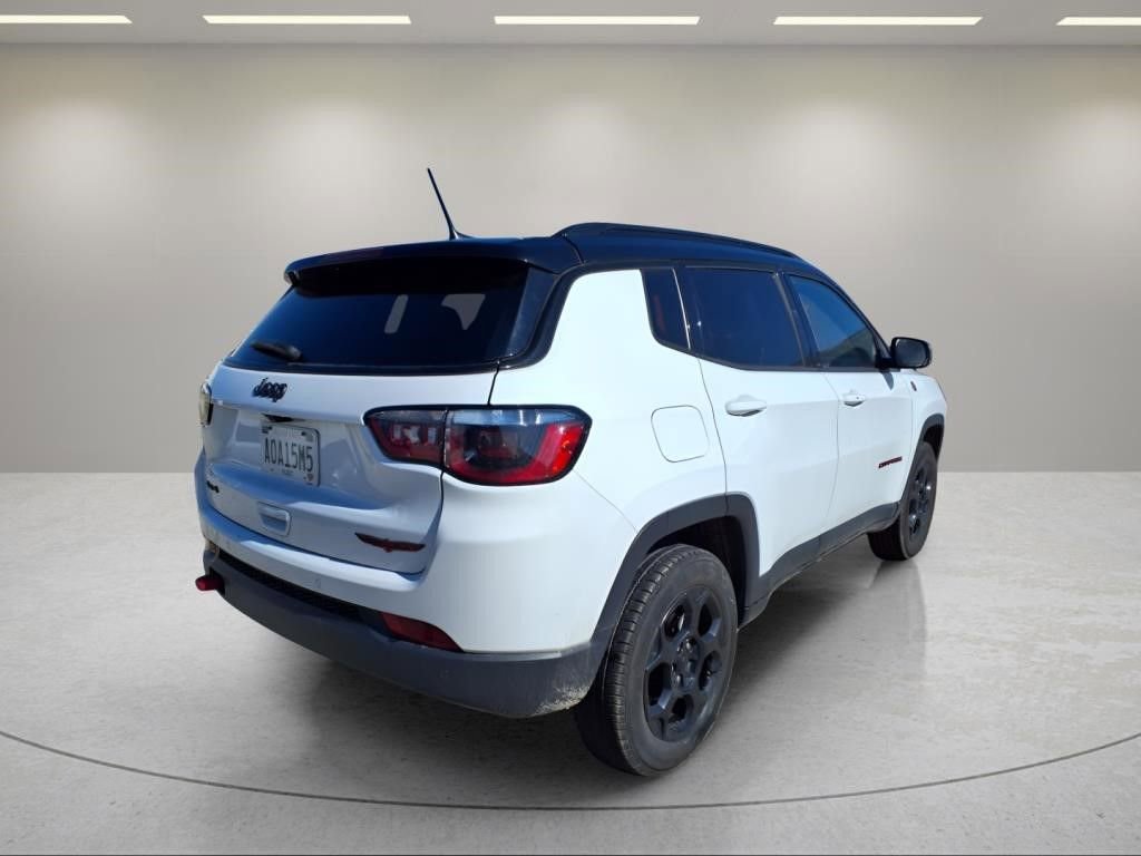 Used 2023 Jeep Compass Trailhawk AWD/4WD image 3