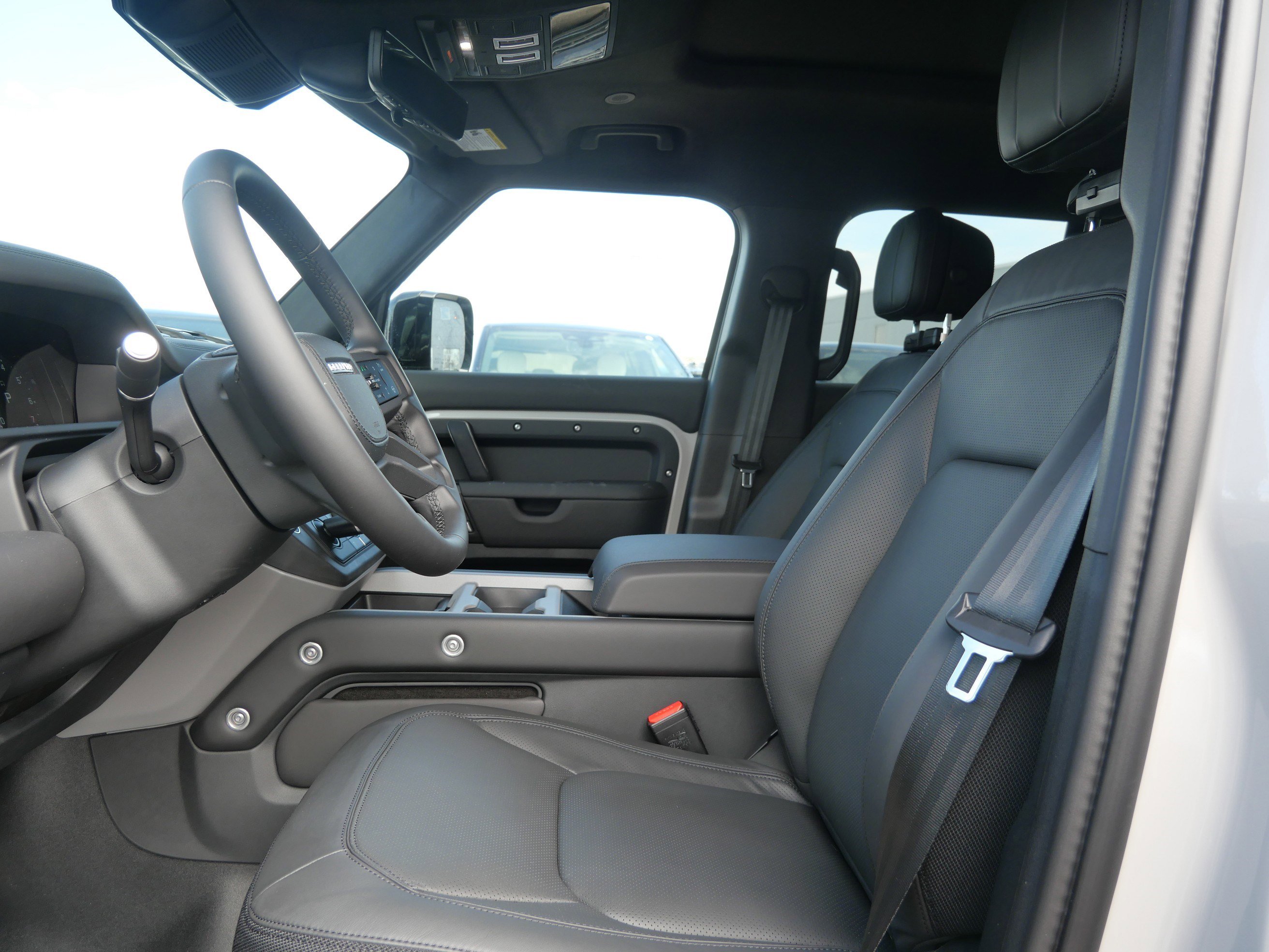 New 2026 Land Rover Defender 110 X AWD/4WD image 3