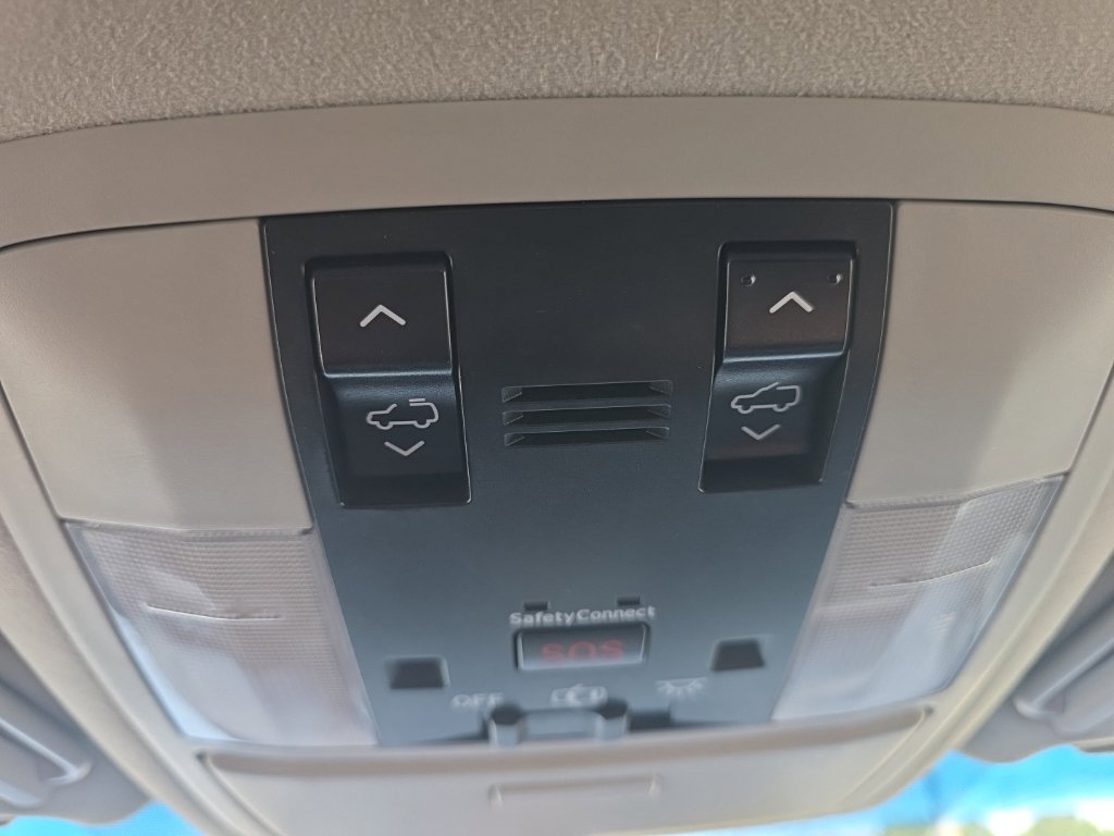 Used 2014 Lexus GX 460 AWD/4WD image 25