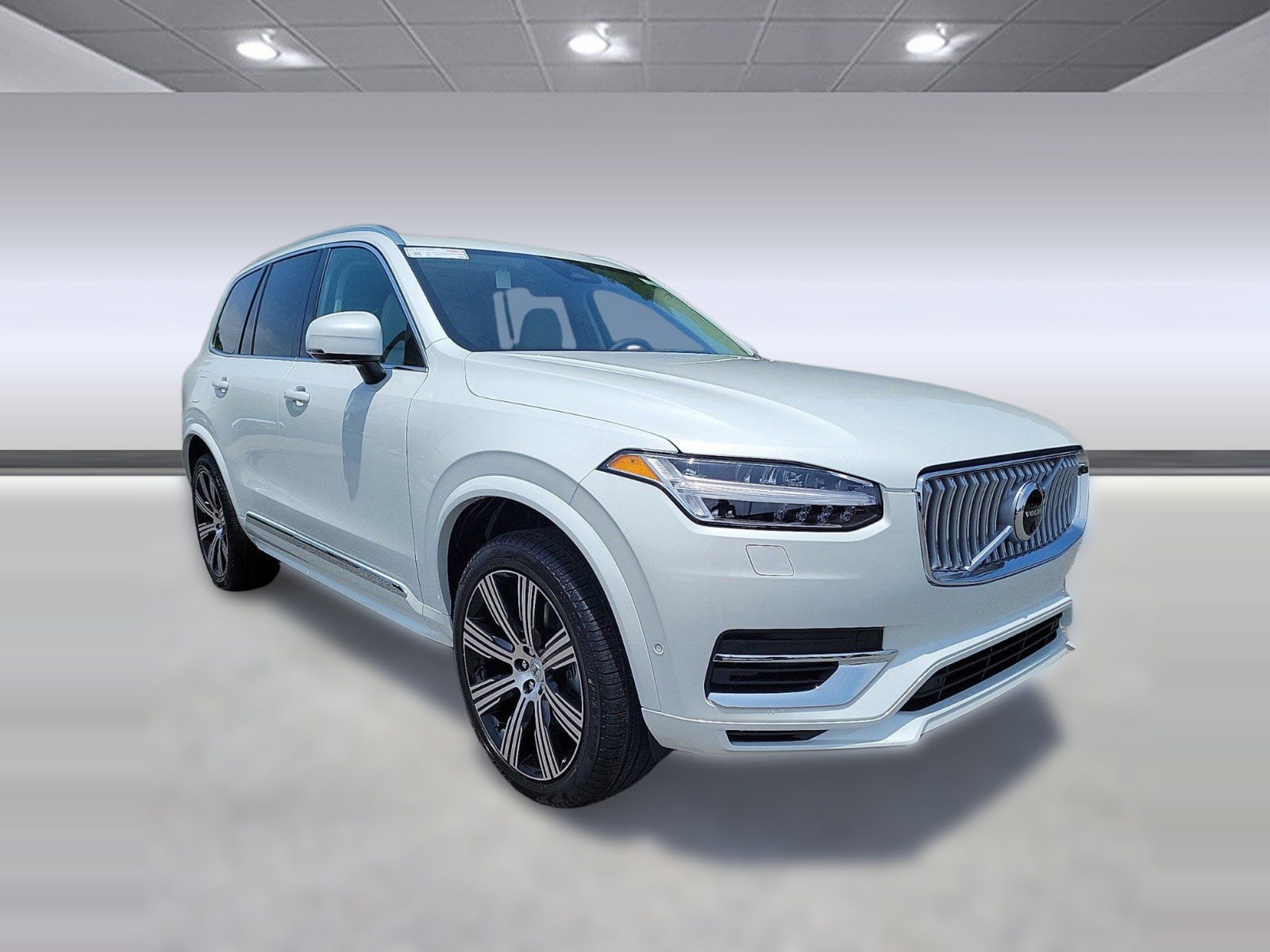 New 2024 Volvo XC90 T8 Ultimate w/ Protection Package Premier image 7