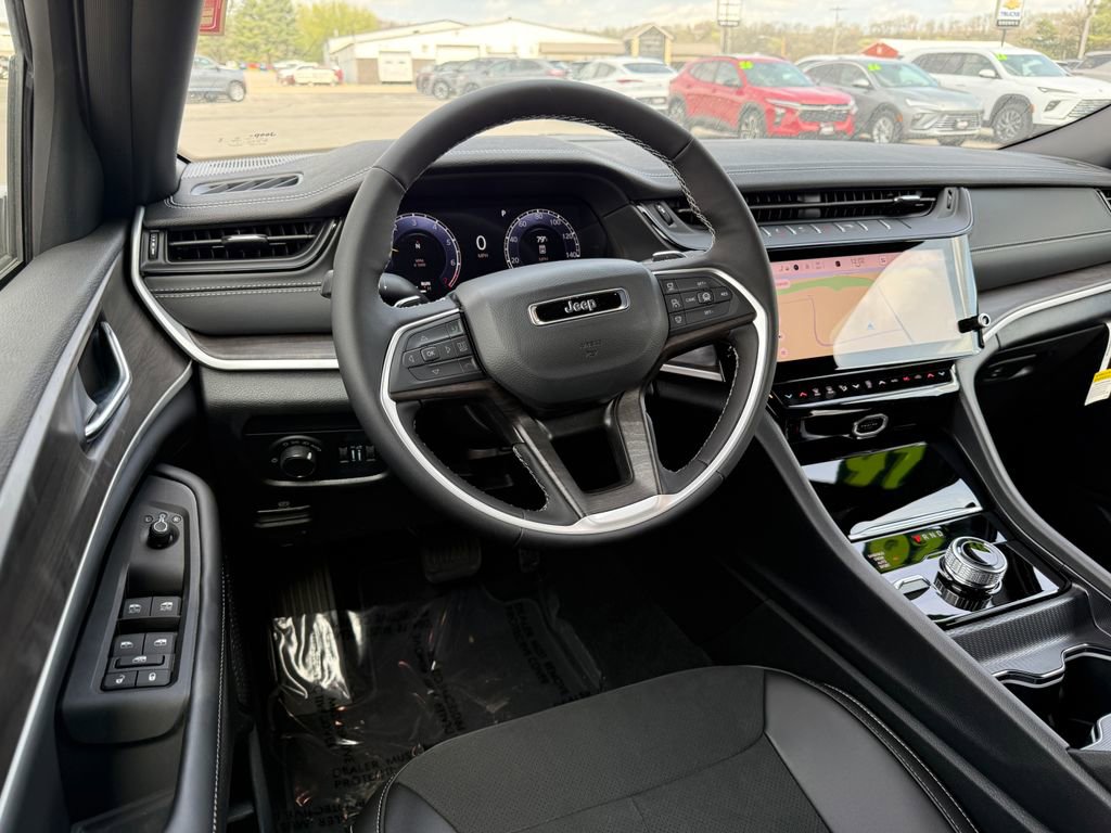 New 2026 Jeep Grand Cherokee L 4WD image 21