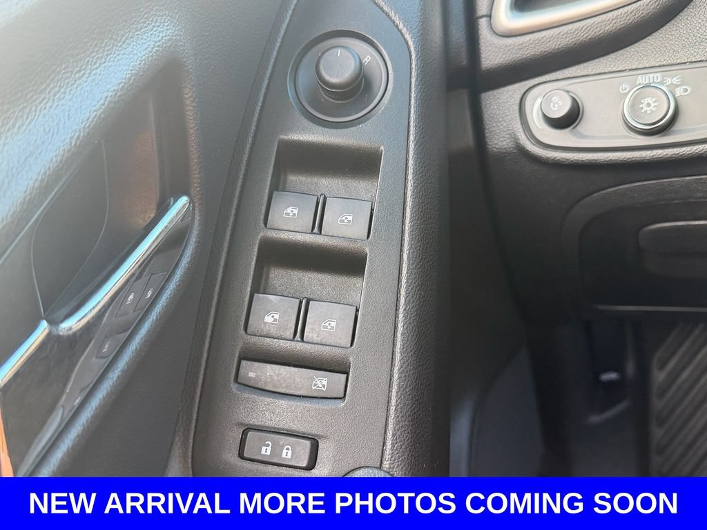 Used 2020 Chevrolet Trax LS w/ Tint and Cruise Package FWD image 32