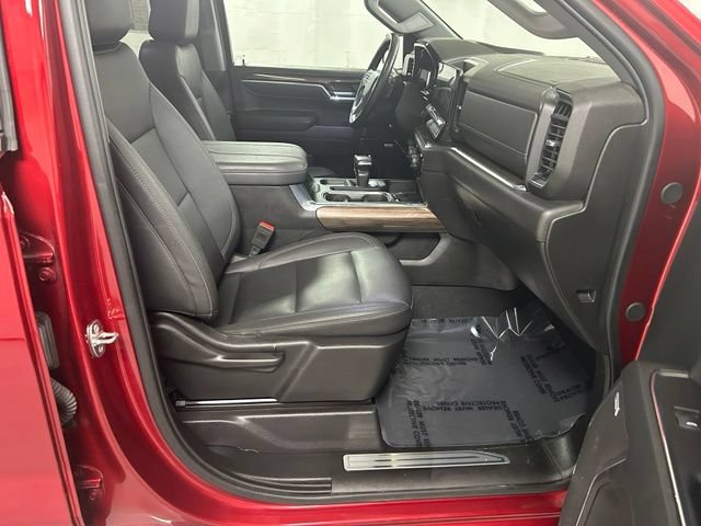 Used 2024 Chevrolet Silverado 1500 RST w/ Convenience Package II AWD/4WD image 12