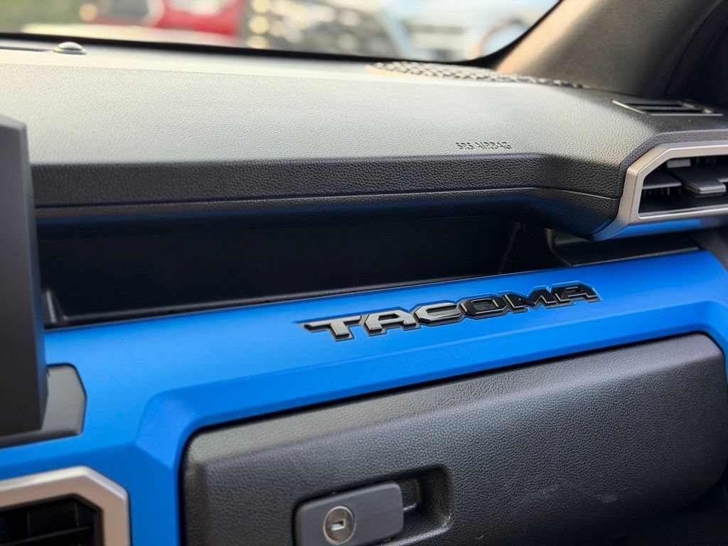 Used 2025 Toyota Tacoma TRD Off-Road AWD/4WD image 22