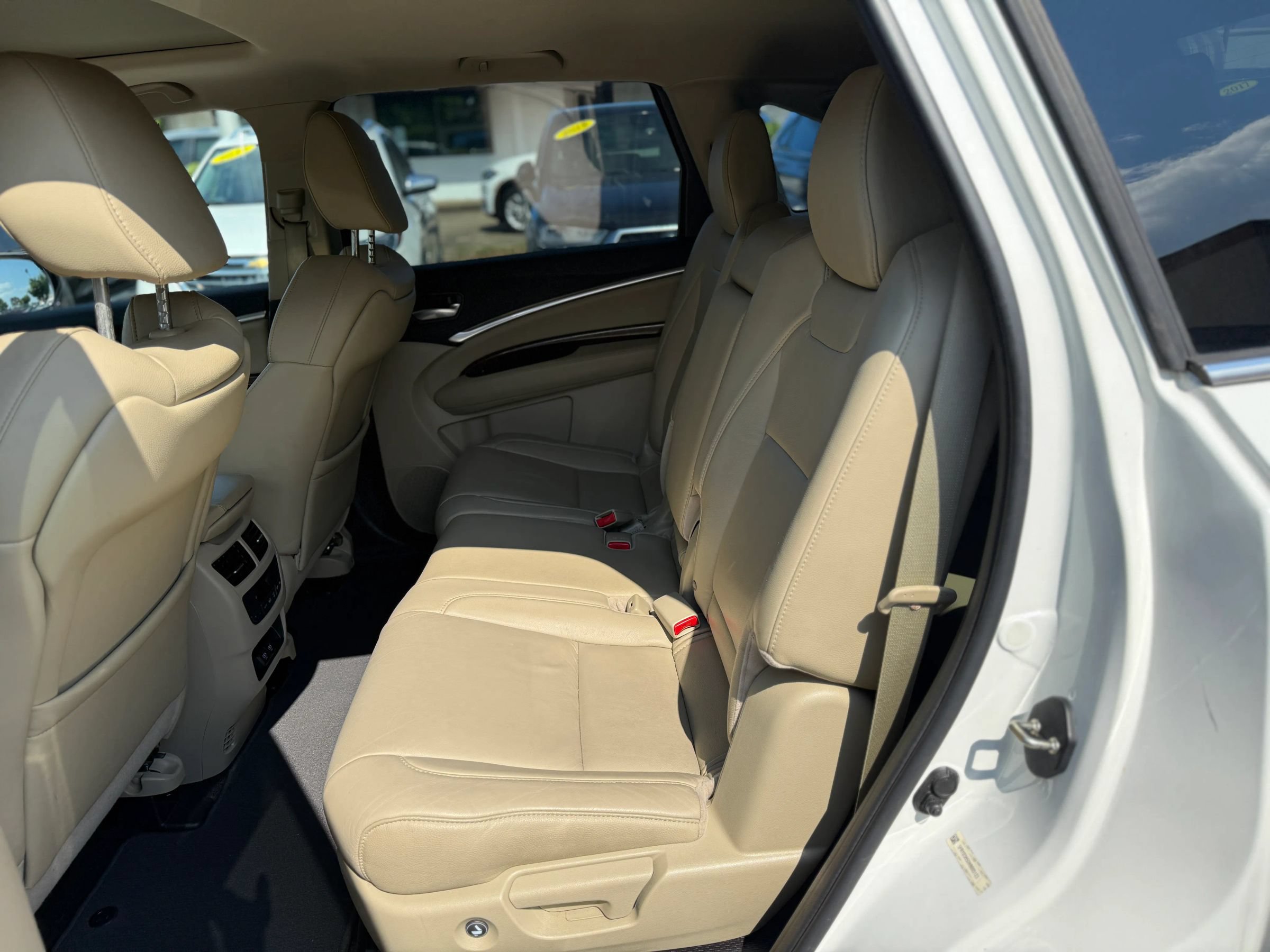 Used 2017 Acura MDX w/ Technology Package FWD image 17
