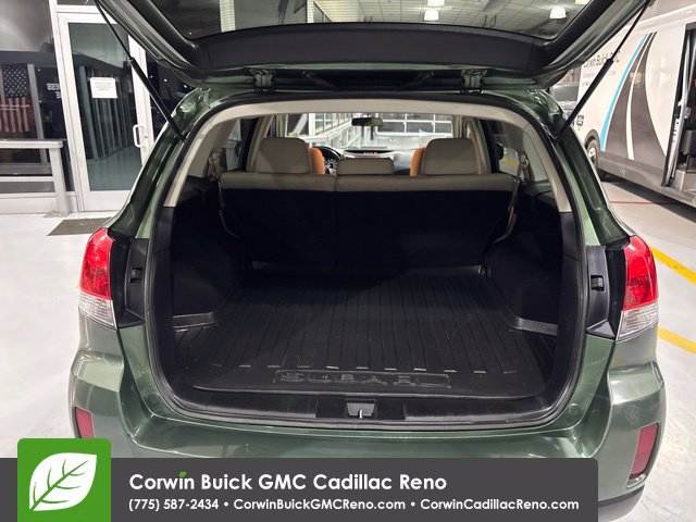Used 2010 Subaru Outback 2.5i Premium AWD/4WD image 19