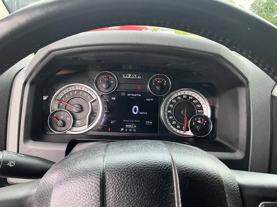 Used 2016 RAM 1500 Big Horn AWD/4WD image 18