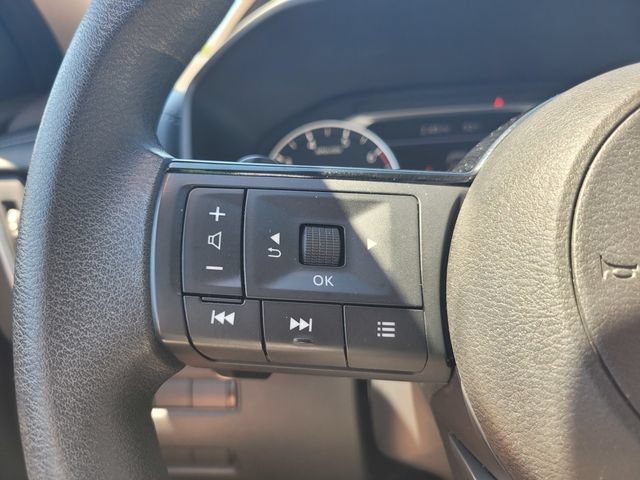 Certified 2023 Nissan Rogue SV FWD image 28
