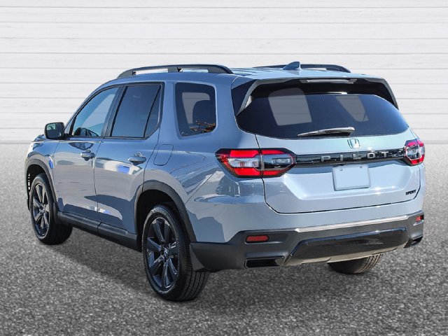 New 2026 Honda Pilot Sport image 2