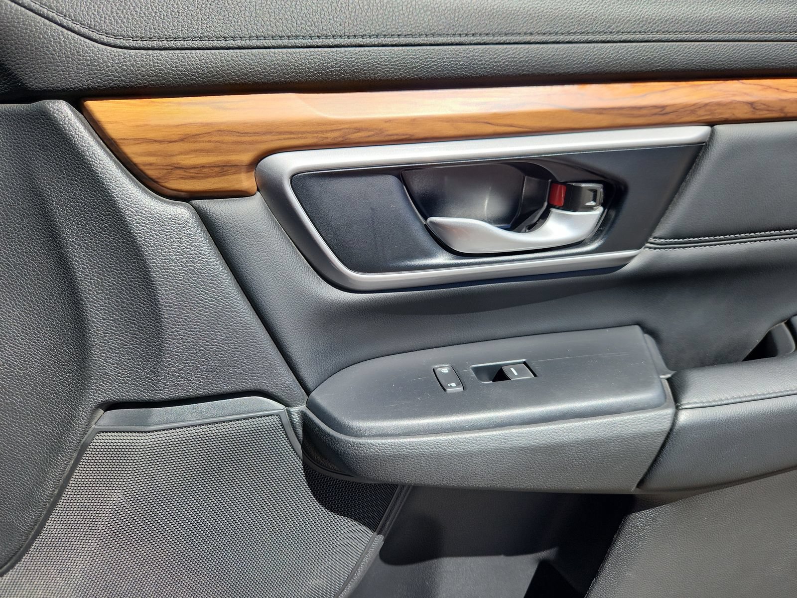 Used 2020 Honda CR-V EX-L image 15
