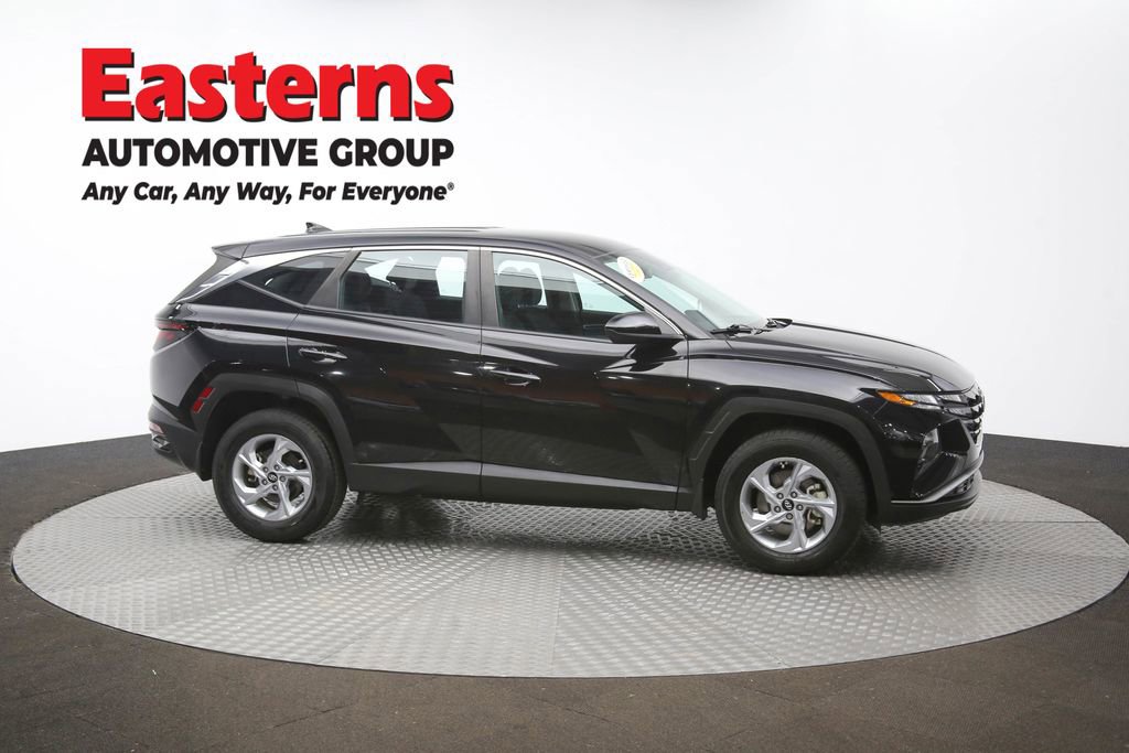 Used 2023 Hyundai Tucson SE image 46