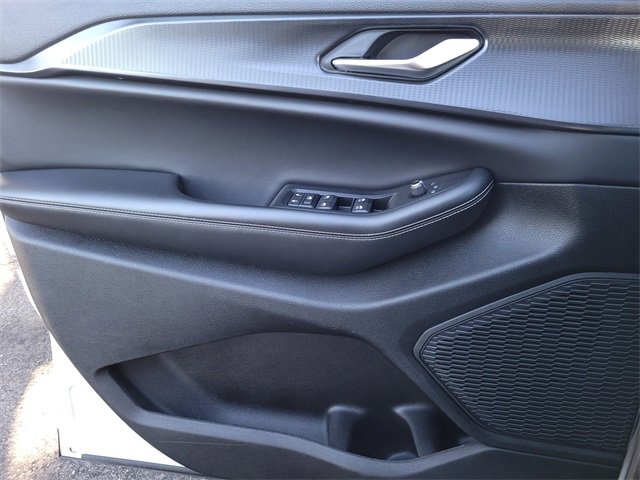 Certified 2023 Jeep Grand Cherokee Altitude image 15