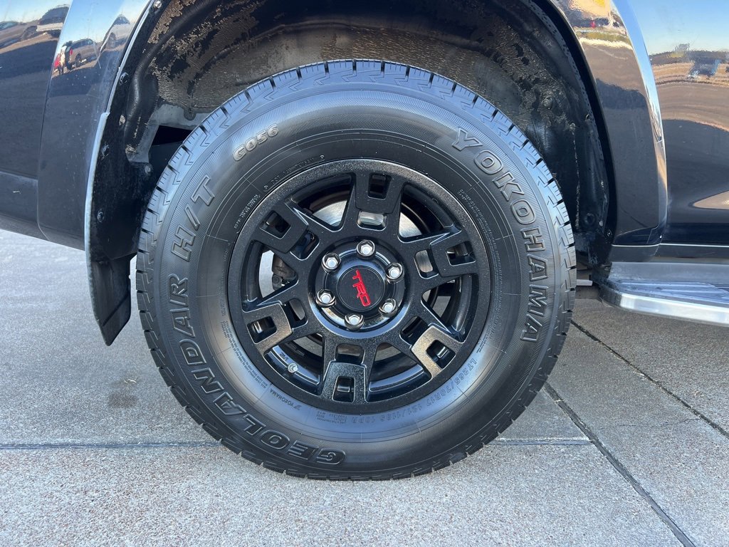 Used 2019 Toyota 4Runner SR5 Premium image 9