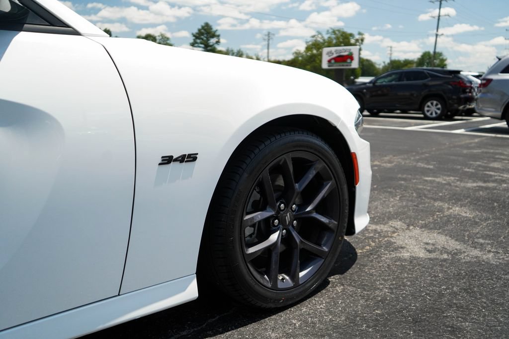 Used 2023 Dodge Charger R/T w/ Blacktop Package RWD image 18