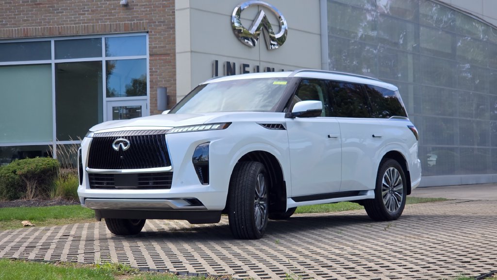 New 2027 INFINITI QX80 Luxe w/ Cargo Package AWD/4WD image 6
