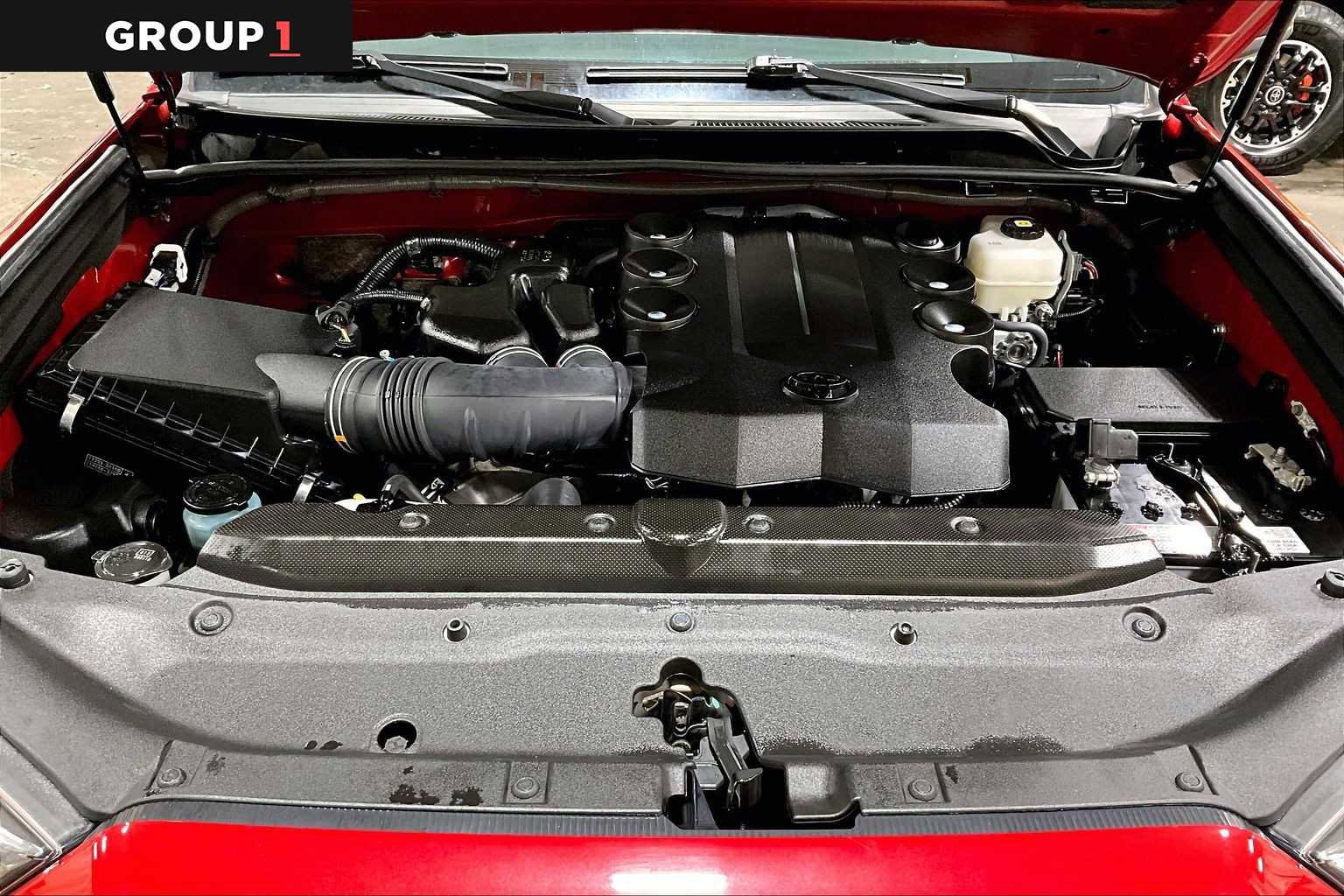 Certified 2024 Toyota 4Runner SR5 AWD/4WD image 32