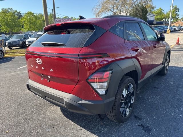 Used 2025 Hyundai Kona SEL image 6