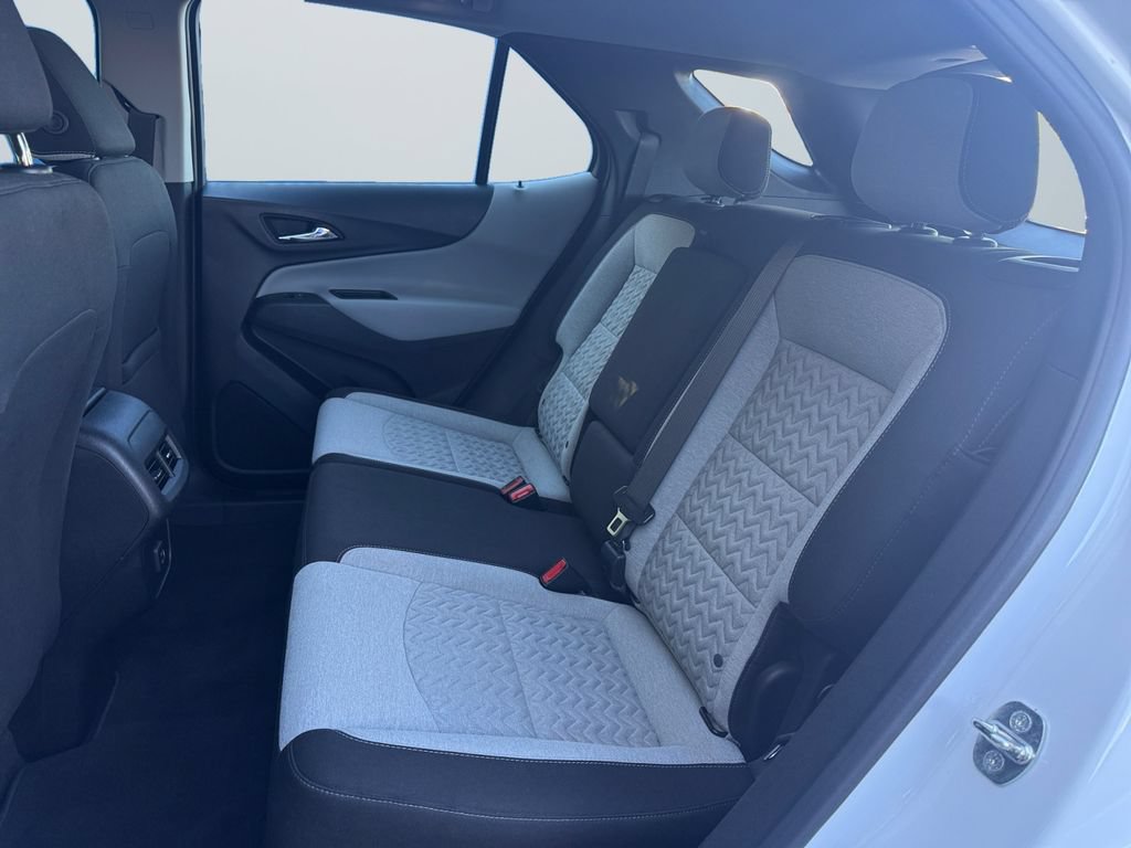 Used 2022 Chevrolet Equinox LS w/ Driver Confidence II Package FWD image 13