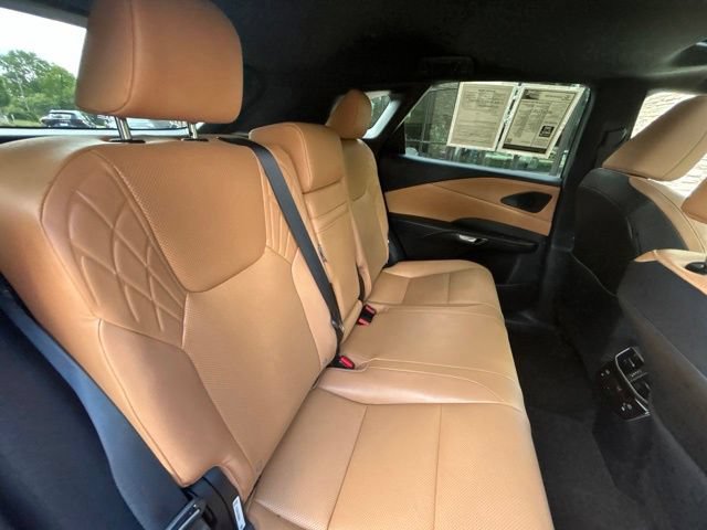Used 2023 Lexus RX 350 Premium w/ Accessory Package AWD/4WD image 29
