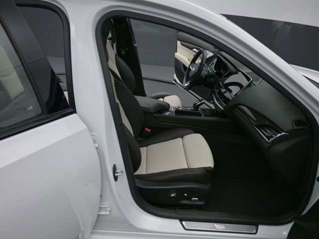 Used 2023 Cadillac CT5 Sport image 18