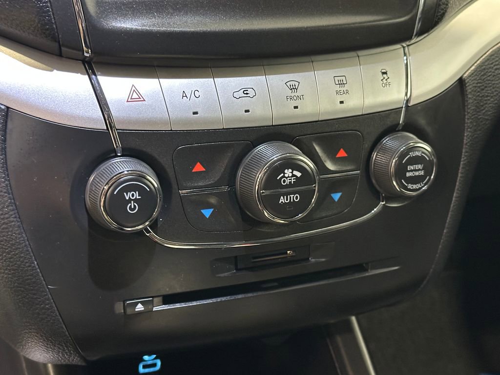 Used 2019 Dodge Journey GT AWD/4WD image 23