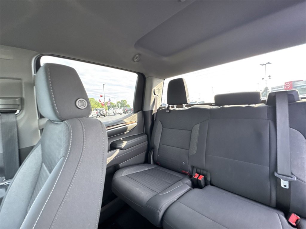 Used 2023 Chevrolet Silverado 1500 LT image 12