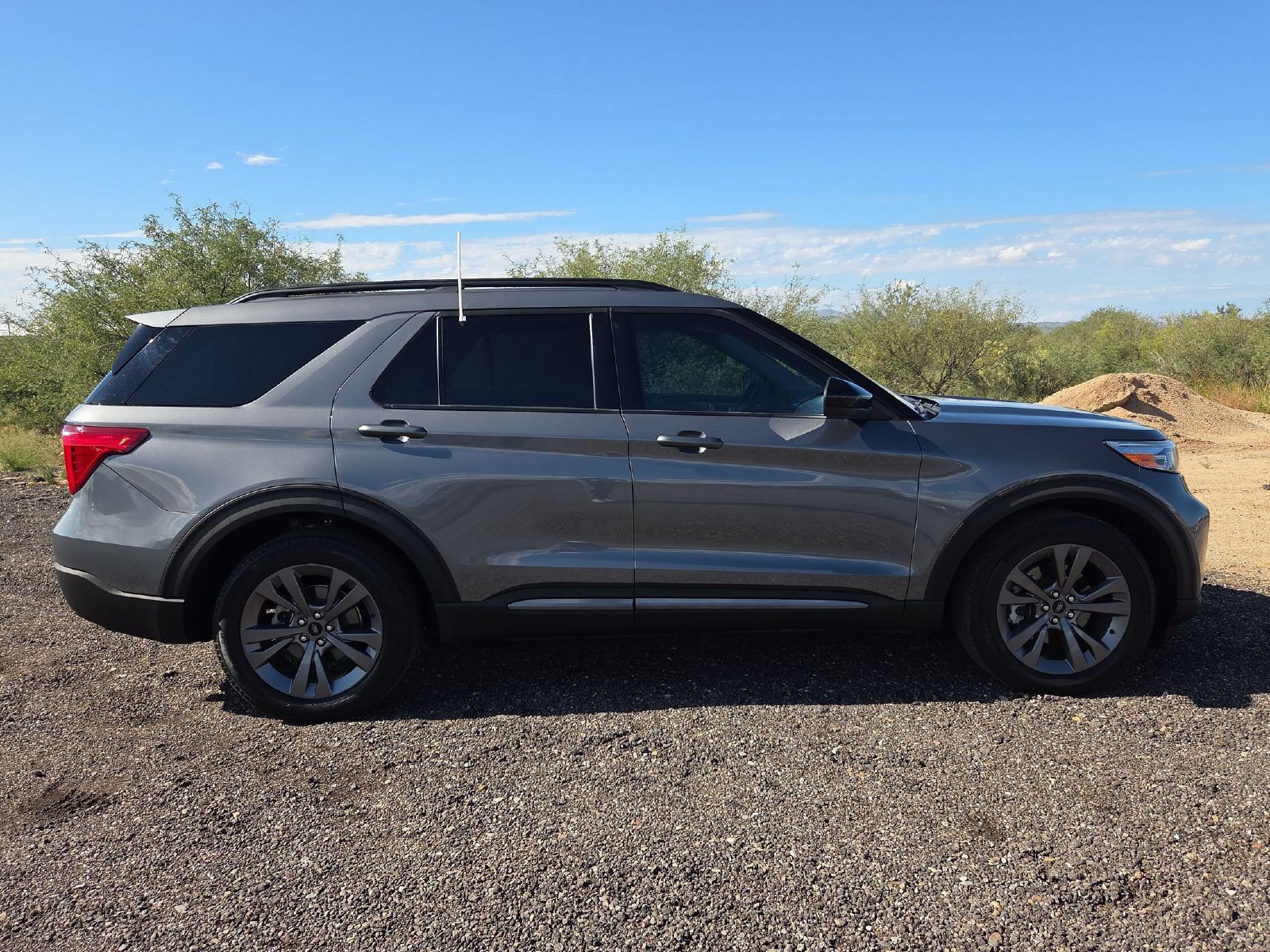 Certified 2023 Ford Explorer XLT w/ Equipment Group 202A RWD image 4