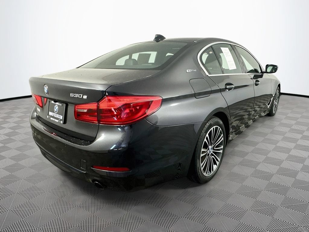Used 2019 BMW 530e xDrive w/ Convenience Package AWD/4WD image 9