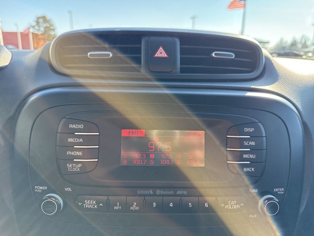 Used 2016 Kia Soul image 14