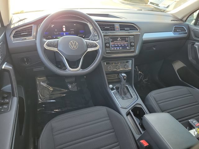 Certified 2024 Volkswagen Tiguan S FWD image 10
