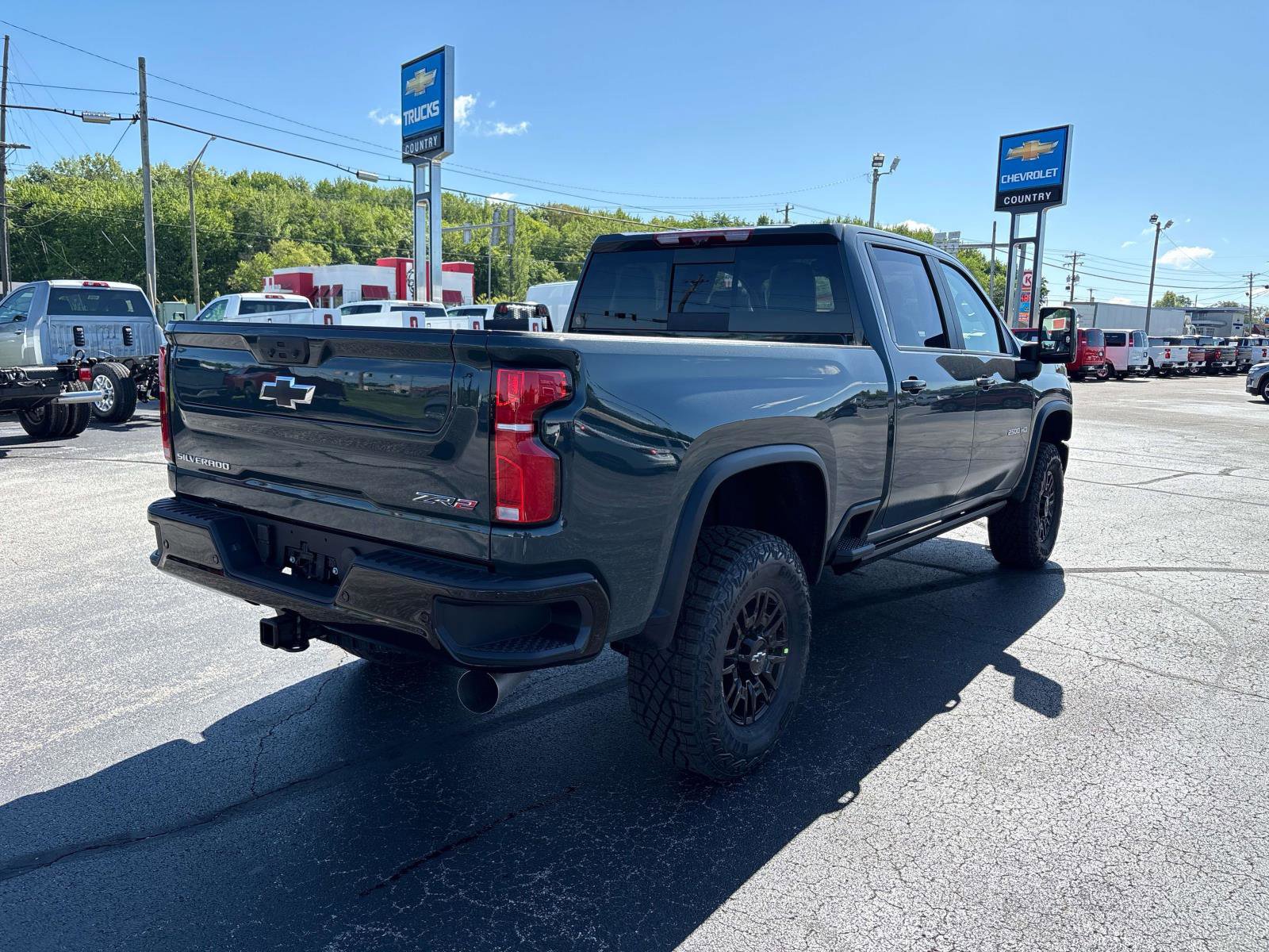 New 2026 Chevrolet Silverado 2500 ZR2 w/ LPO, Dark Essentials Package AWD/4WD image 4
