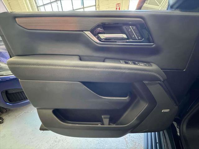 Certified 2025 GMC Yukon XL Denali image 16