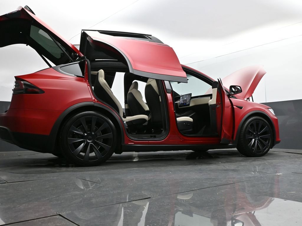 Used 2023 Tesla Model X Plaid image 45