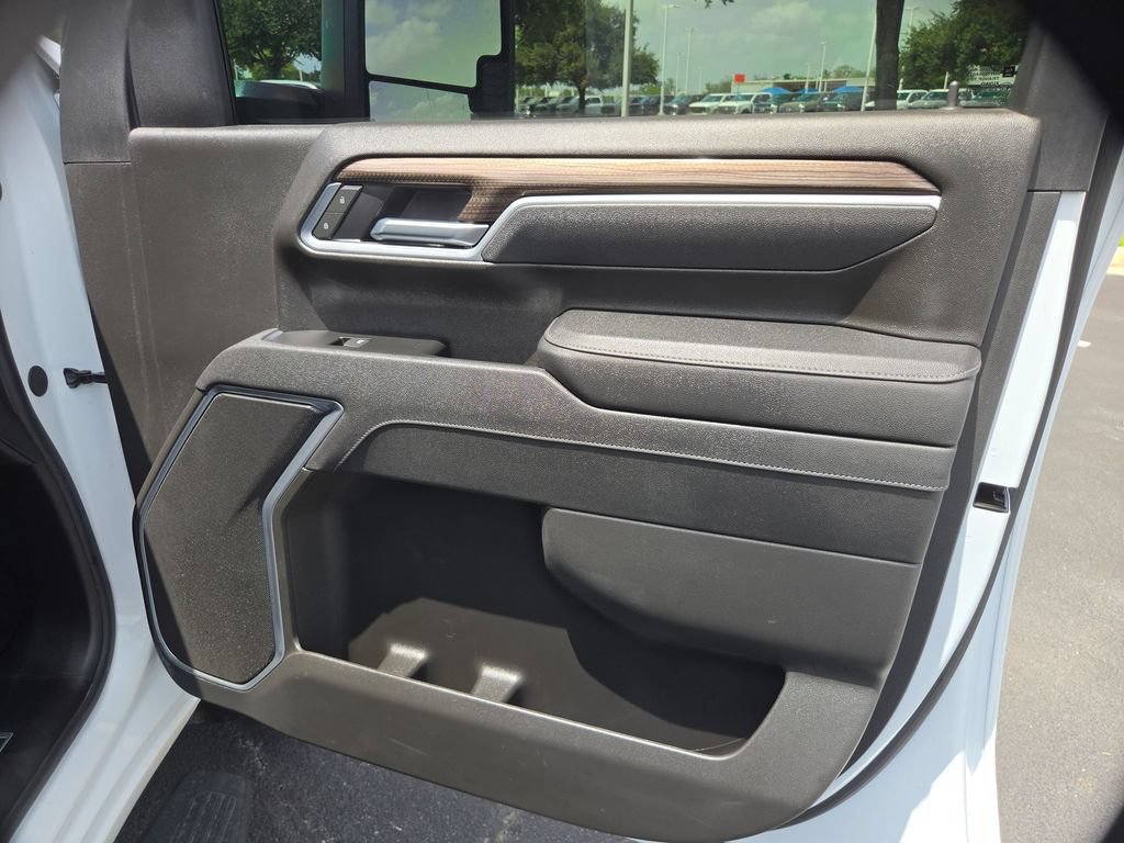 Certified 2025 Chevrolet Silverado 2500 LT w/ Convenience Package AWD/4WD image 26