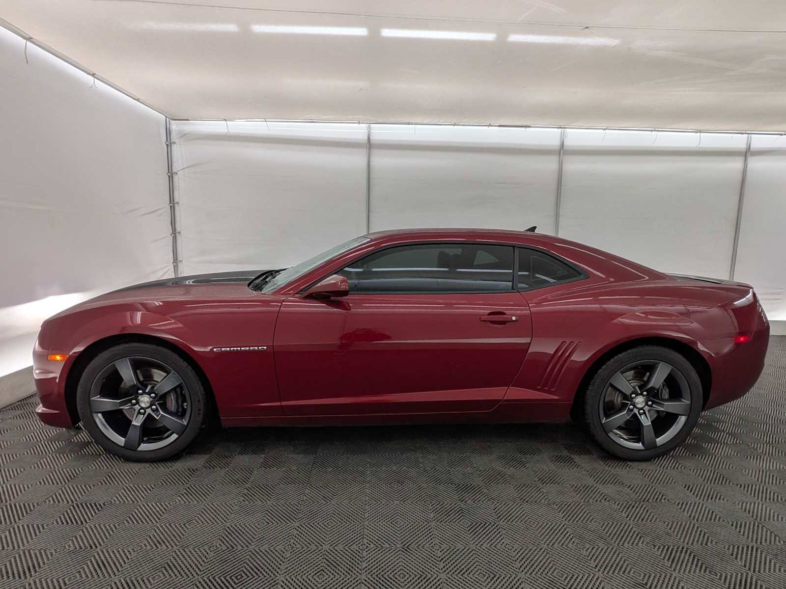 Used 2010 Chevrolet Camaro SS w/ RS Package image 3