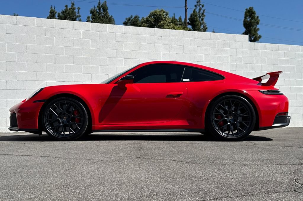Used 2026 Porsche 911 Carrera GTS RWD image 9