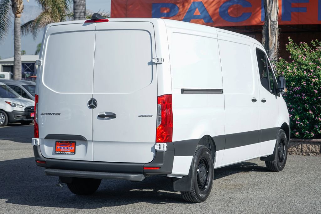 Used 2024 Mercedes-Benz Sprinter 144 Cargo image 10