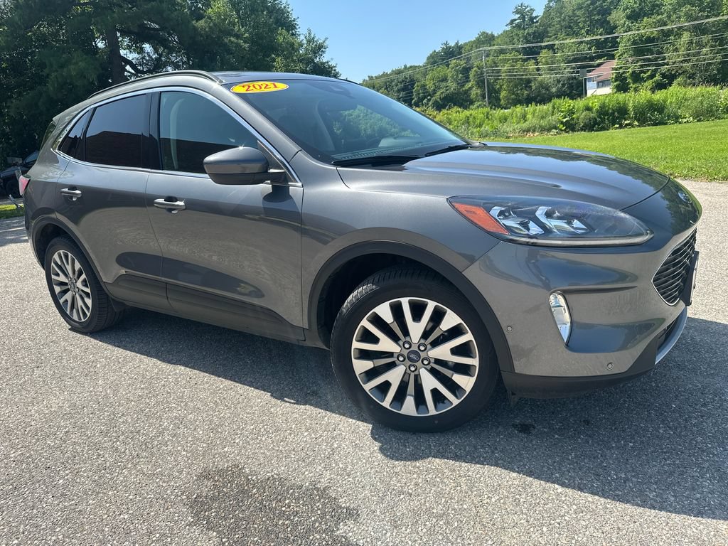 Used 2021 Ford Escape Titanium w/ Class II Trailer Tow Package AWD/4WD image 7